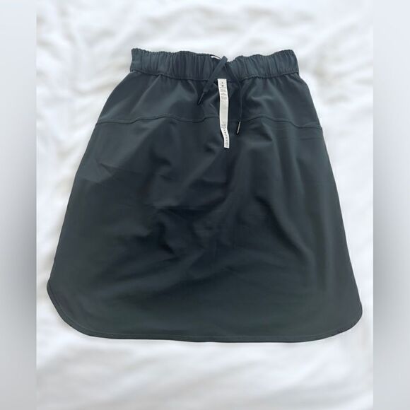 Lululemon On The Fly Skirt *Woven SZ 6 - Picture 10 of 12